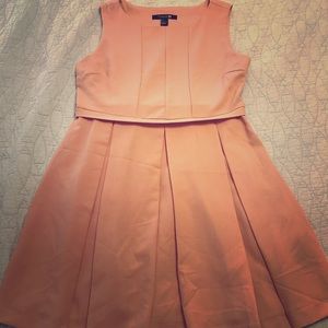 Forever 21 peach pleated sleeveless dress